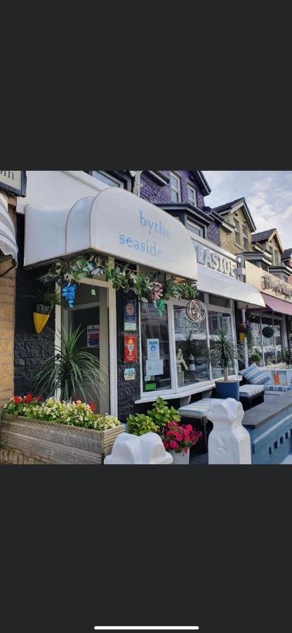 By The Seaside Bed & Breakfast Blackpool Exterior foto