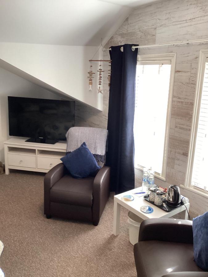 By The Seaside Bed & Breakfast Blackpool Exterior foto